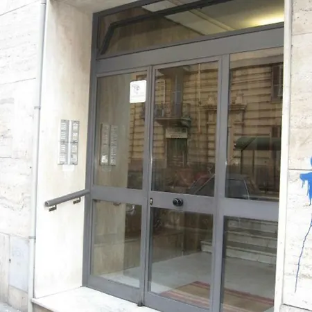 Twins Apartment *